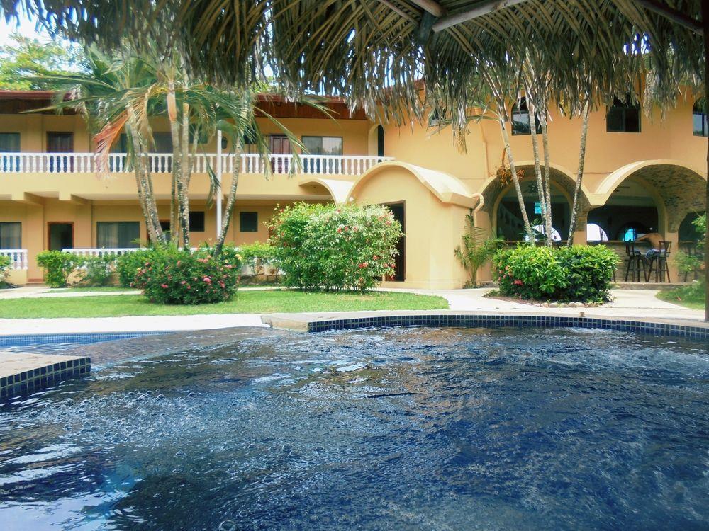 Delfin Beach Front Resort Esterillos Esterno foto